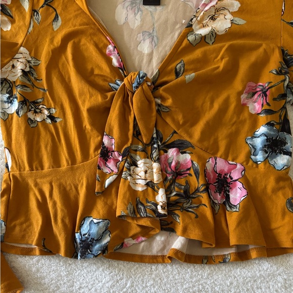 Polly Esther long Sleeve Cropped Women’s Blouse Size XL - Picture 8 of 8